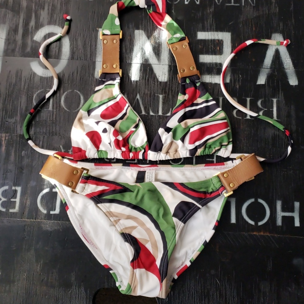 VIX swimsuit